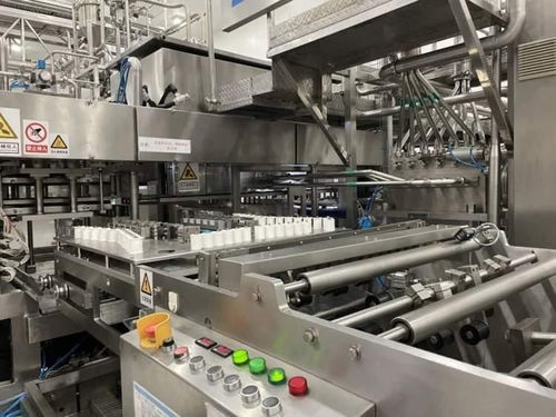 光明牛奶的智能化生產(chǎn)之旅 揭秘閔行智能工廠(chǎng)與機(jī)器人研發(fā)